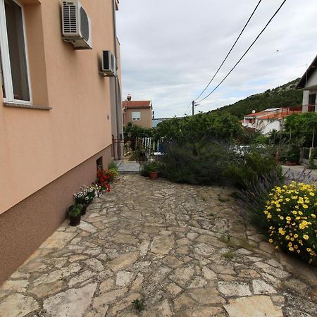 Apartment Sea View Saric Drage Dış mekan fotoğraf