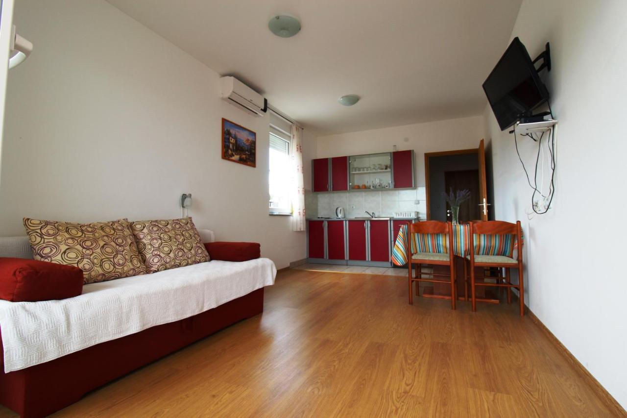 Apartment Sea View Saric Drage Dış mekan fotoğraf