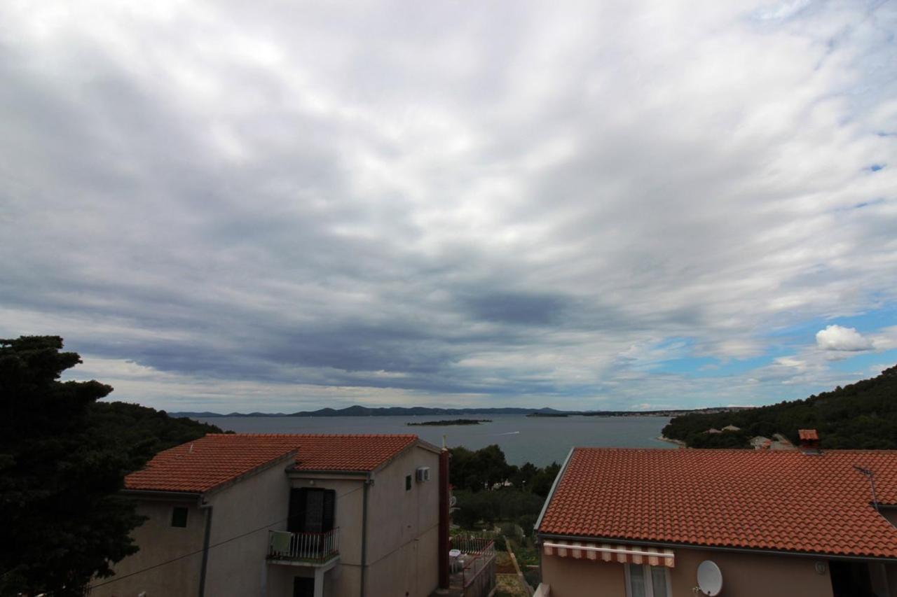 Apartment Sea View Saric Drage Dış mekan fotoğraf