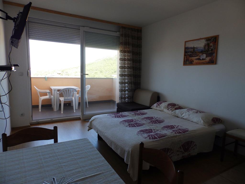 Apartment Sea View Saric Drage Dış mekan fotoğraf